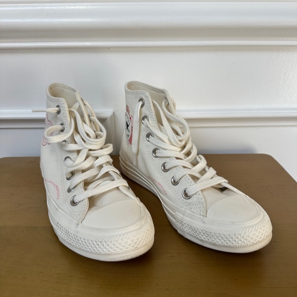 Flower Limited Edition Converse - Picture 7 of 7